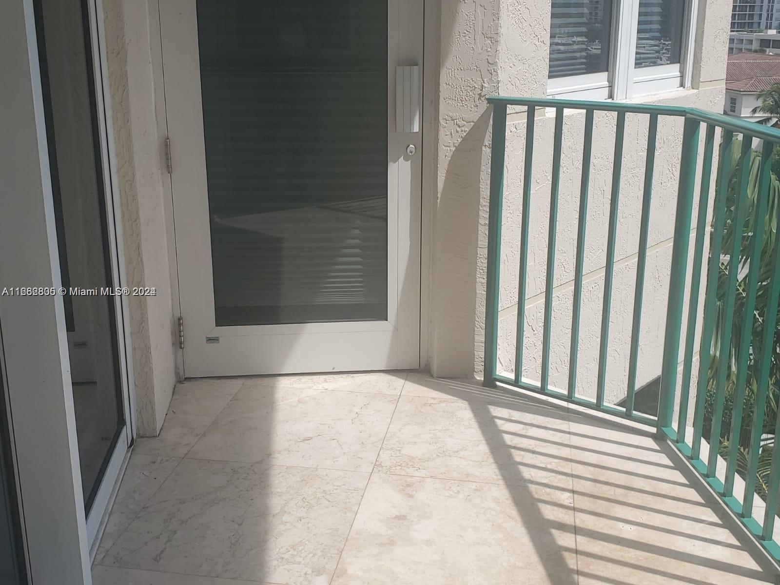 19900 E Country Club Dr #607, Aventura FL 33180