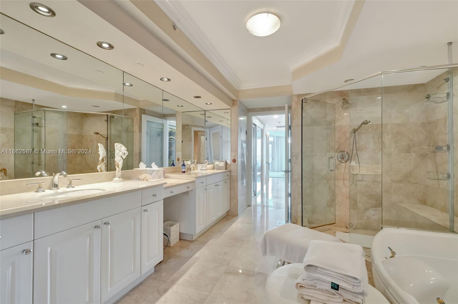 3201 NE 183rd St #804, Aventura FL 33160