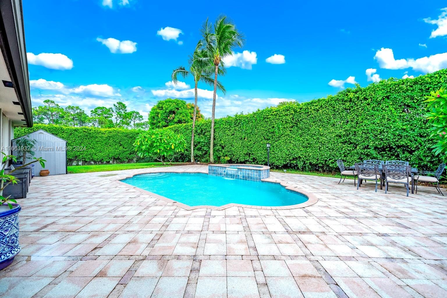 8608 SE Antigua, Jupiter, Florida image 2