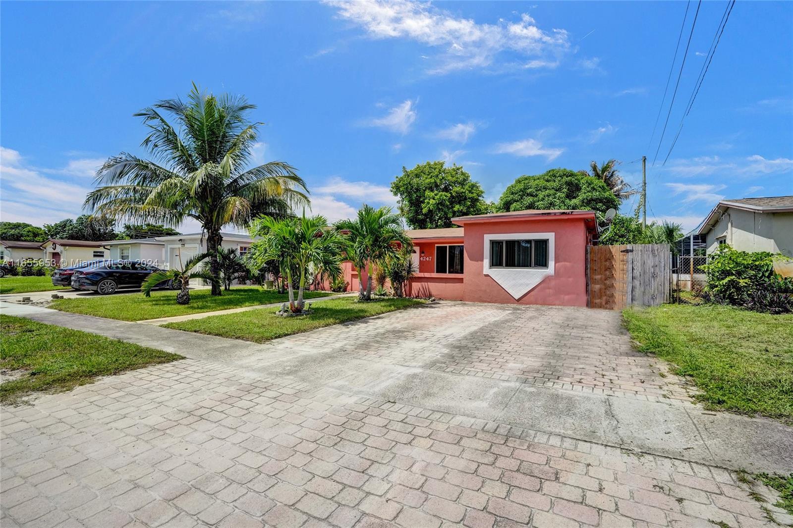 4247 NW 34th Ave, Lauderdale Lakes, Florida image 3