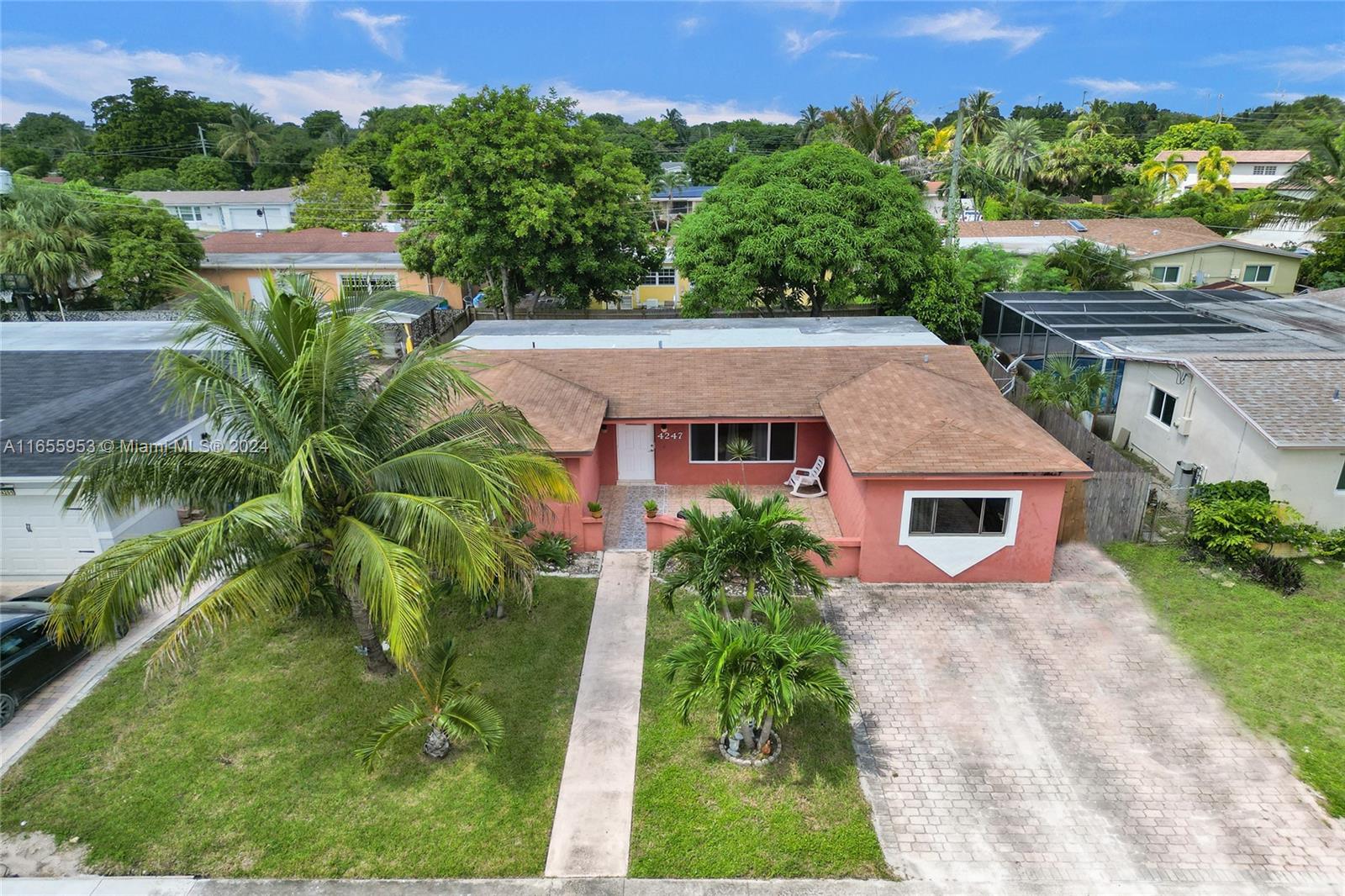 4247 NW 34th Ave, Lauderdale Lakes, Florida image 47