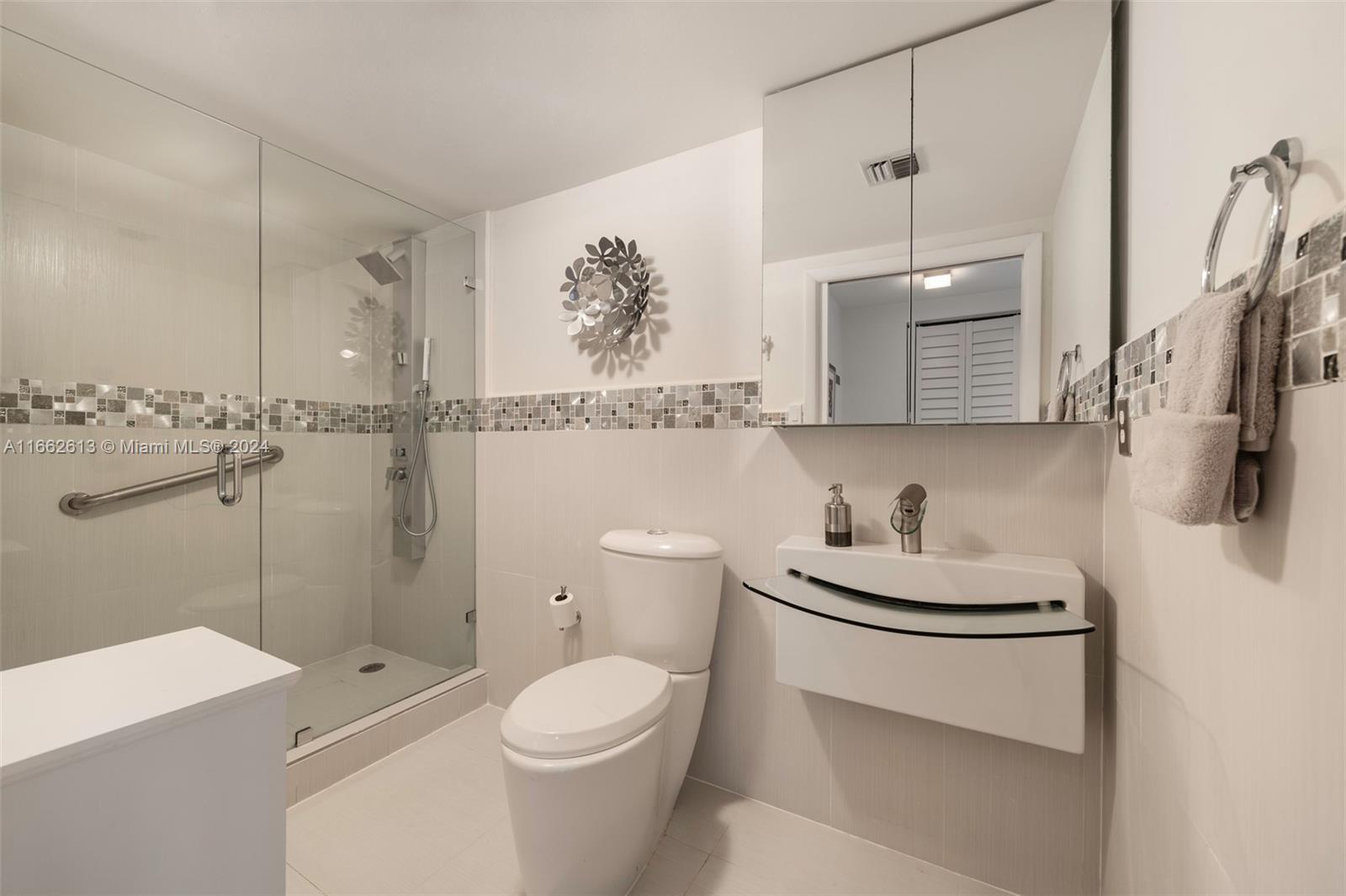2951 S Bayshore Dr #1005, Coconut Grove FL 33133