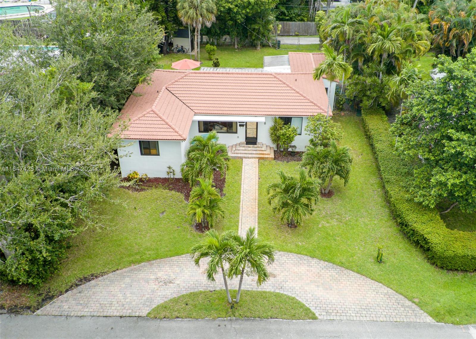 10642 NE 11th Ave, Miami Shores, Florida image 1