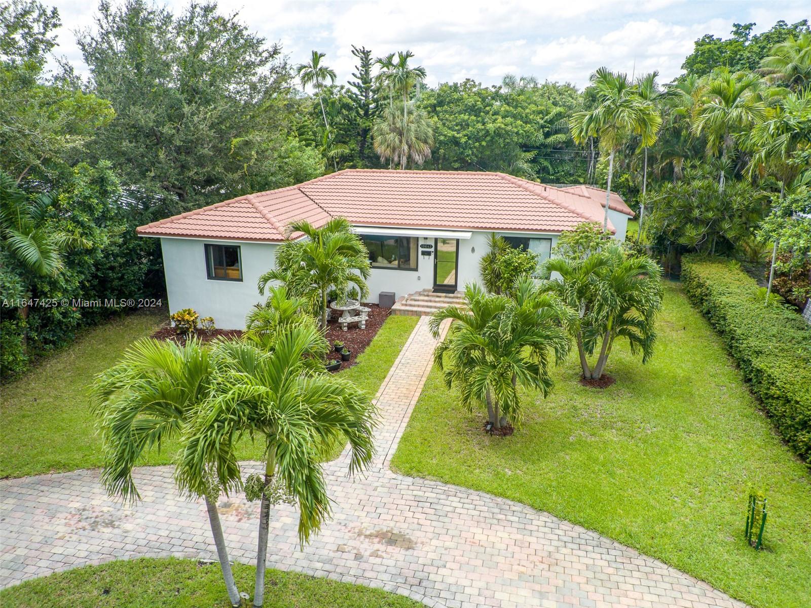 10642 NE 11th Ave, Miami Shores, Florida image 4