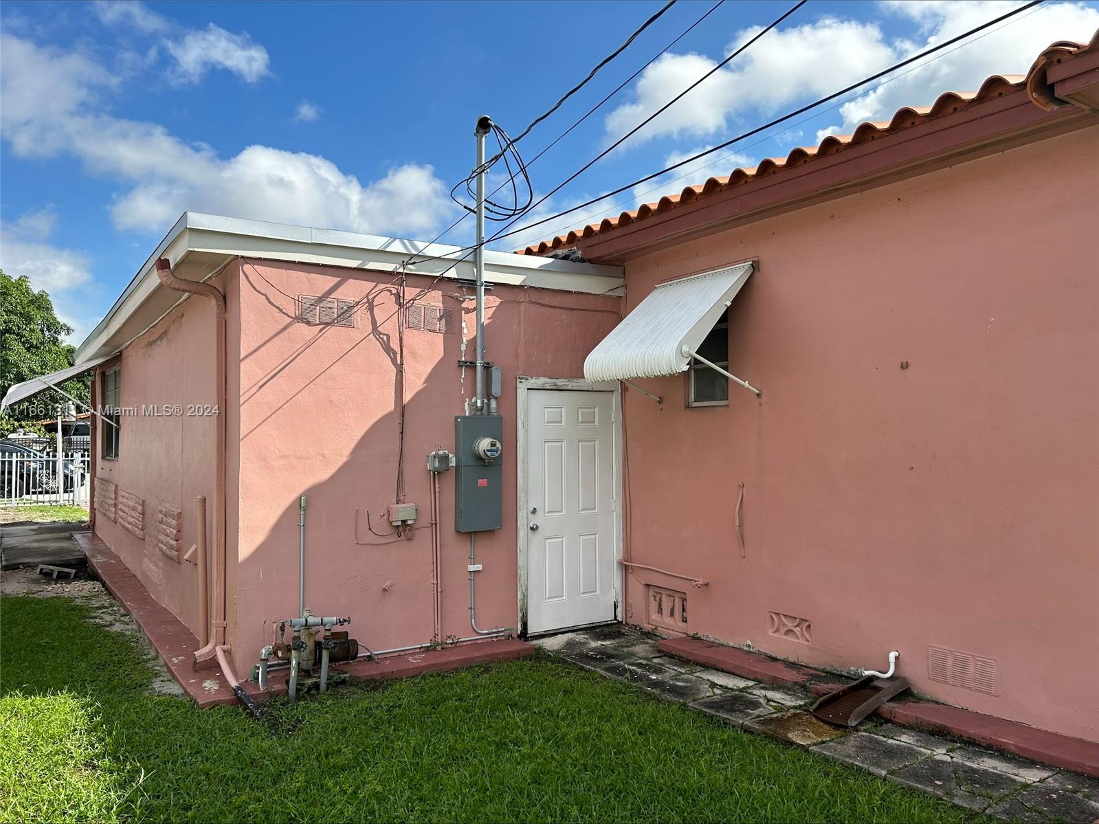 318 W 15th St, Hialeah, Florida image 30