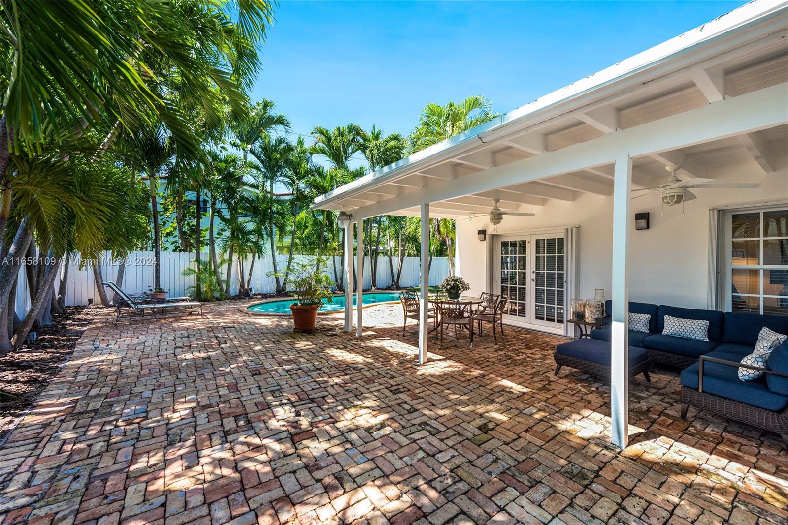 250 Greenwood Drive, Key Biscayne, Florida image 21