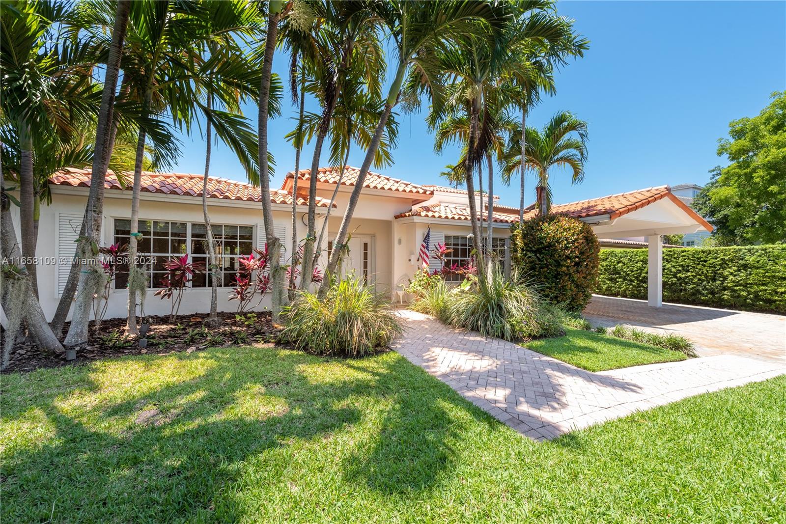 250 Greenwood Drive, Key Biscayne, Florida image 23