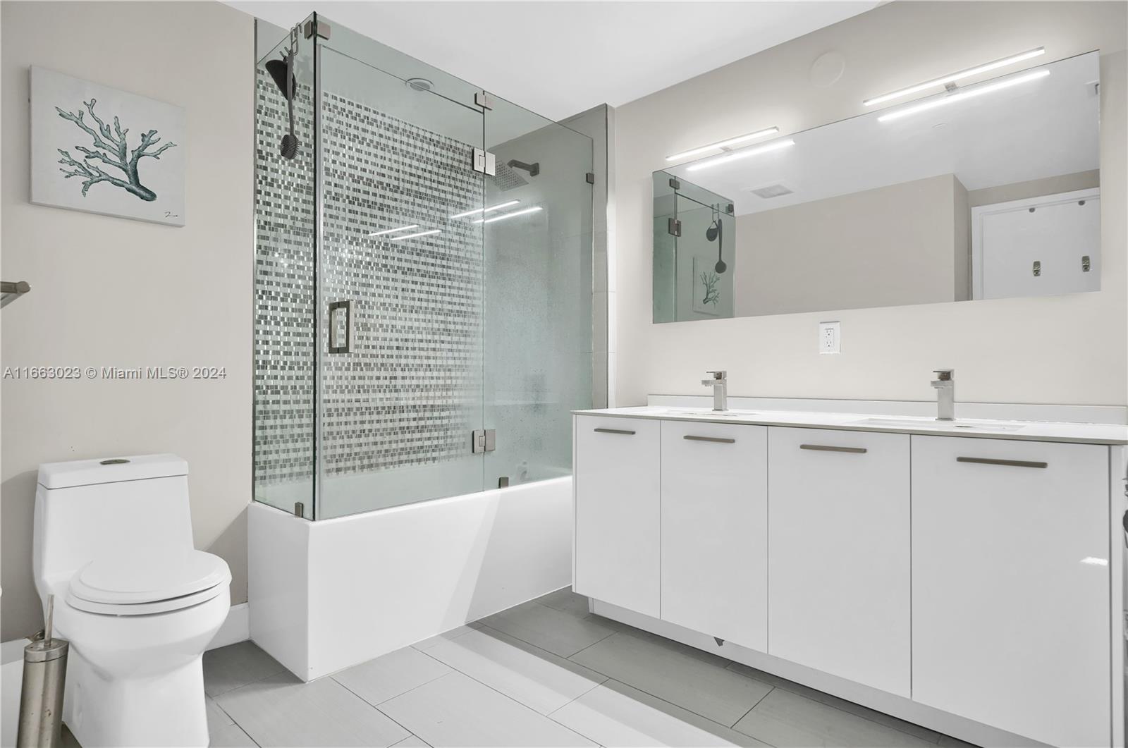 1300 E Brickell Bay Dr #906, Miami FL 33131