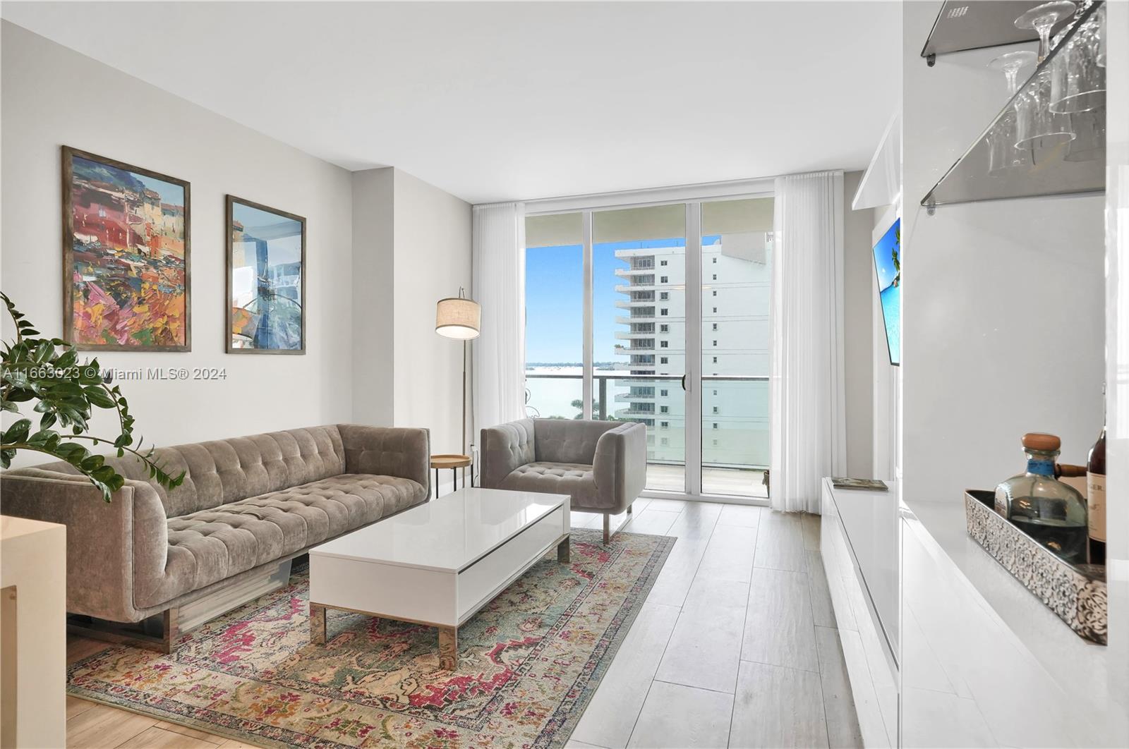 1300 E Brickell Bay Dr #906, Miami FL 33131