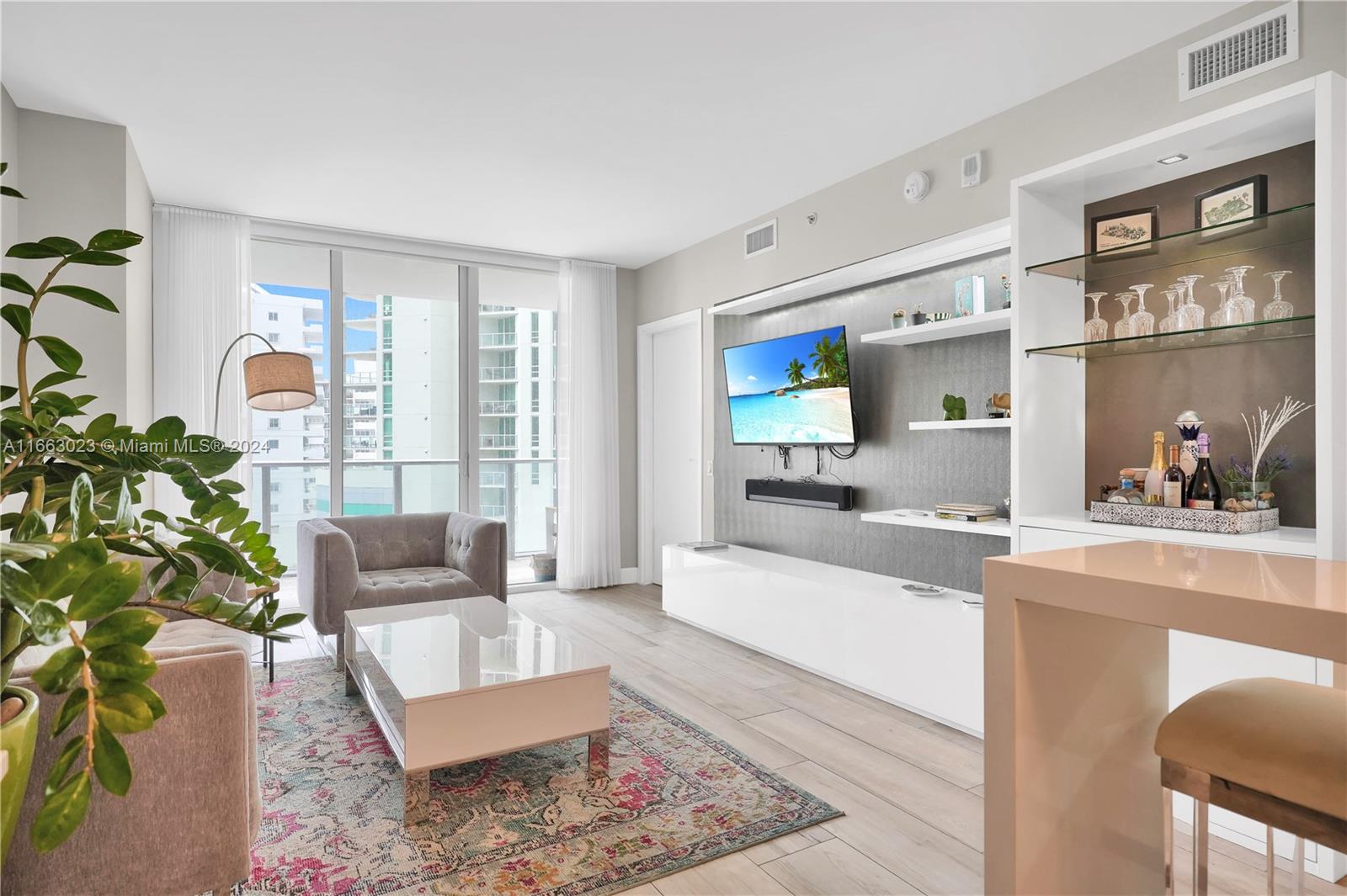 1300 E Brickell Bay Dr #906, Miami FL 33131