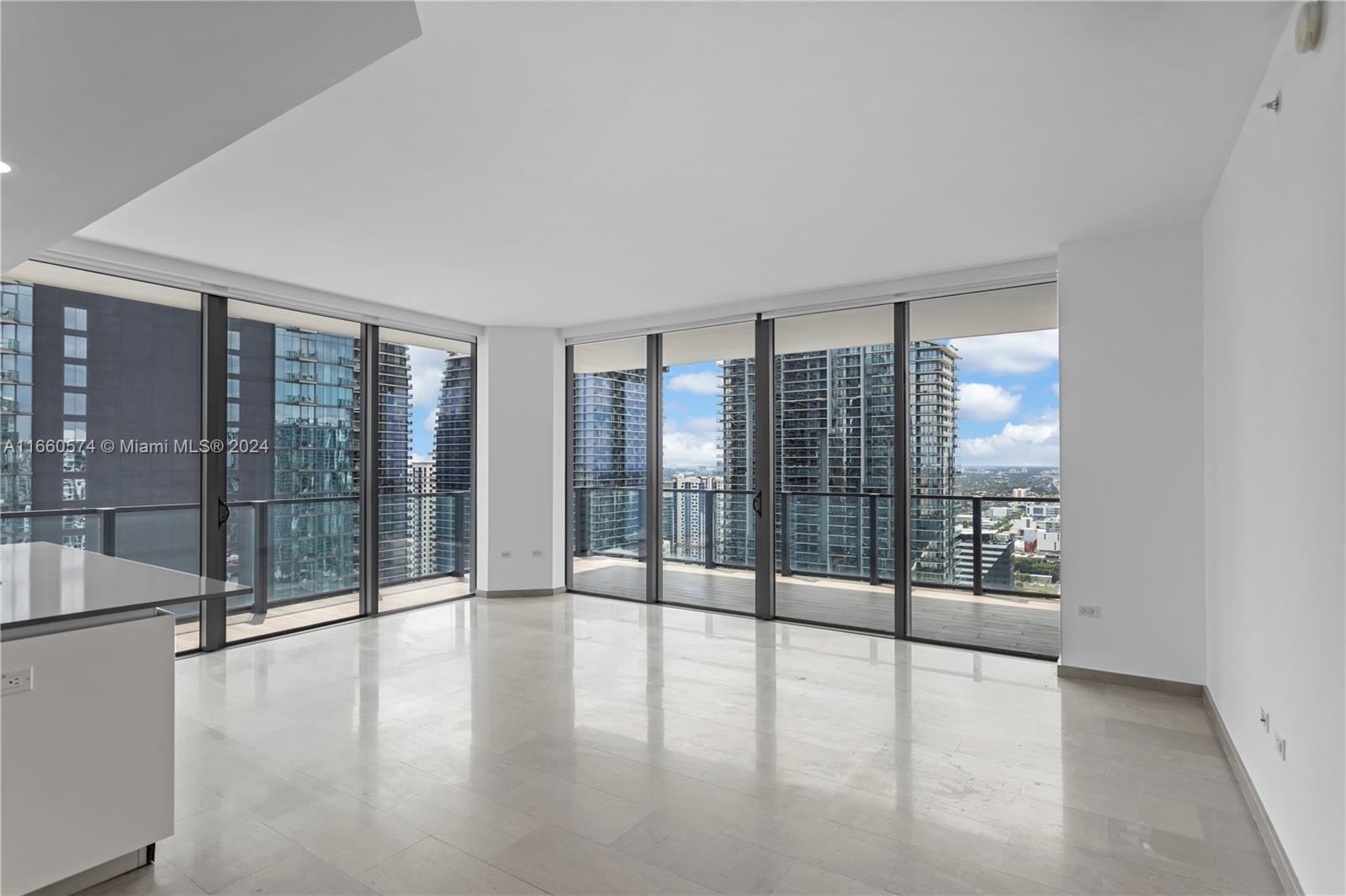 68 SE 6 St #3102, Miami, Florida image 6