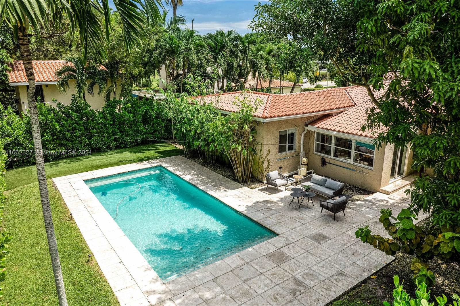 573 NE 102nd St, Miami Shores, Florida image 13