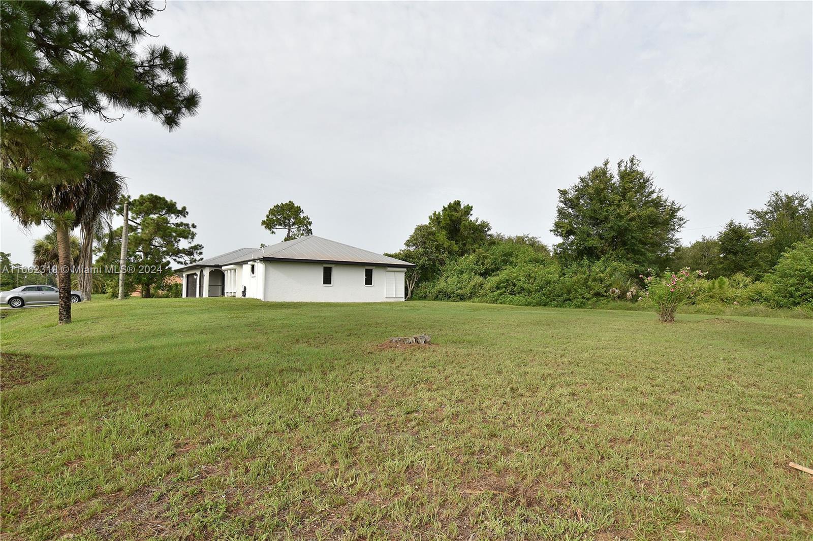 621 Lake Ave, Lehigh Acres, Florida image 25