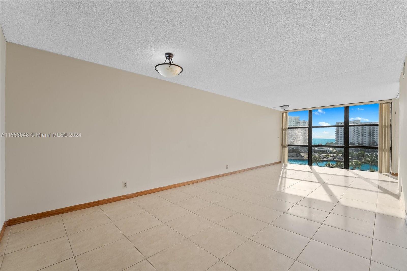 1000 Parkview Dr #824, Hallandale Beach, Florida image 4