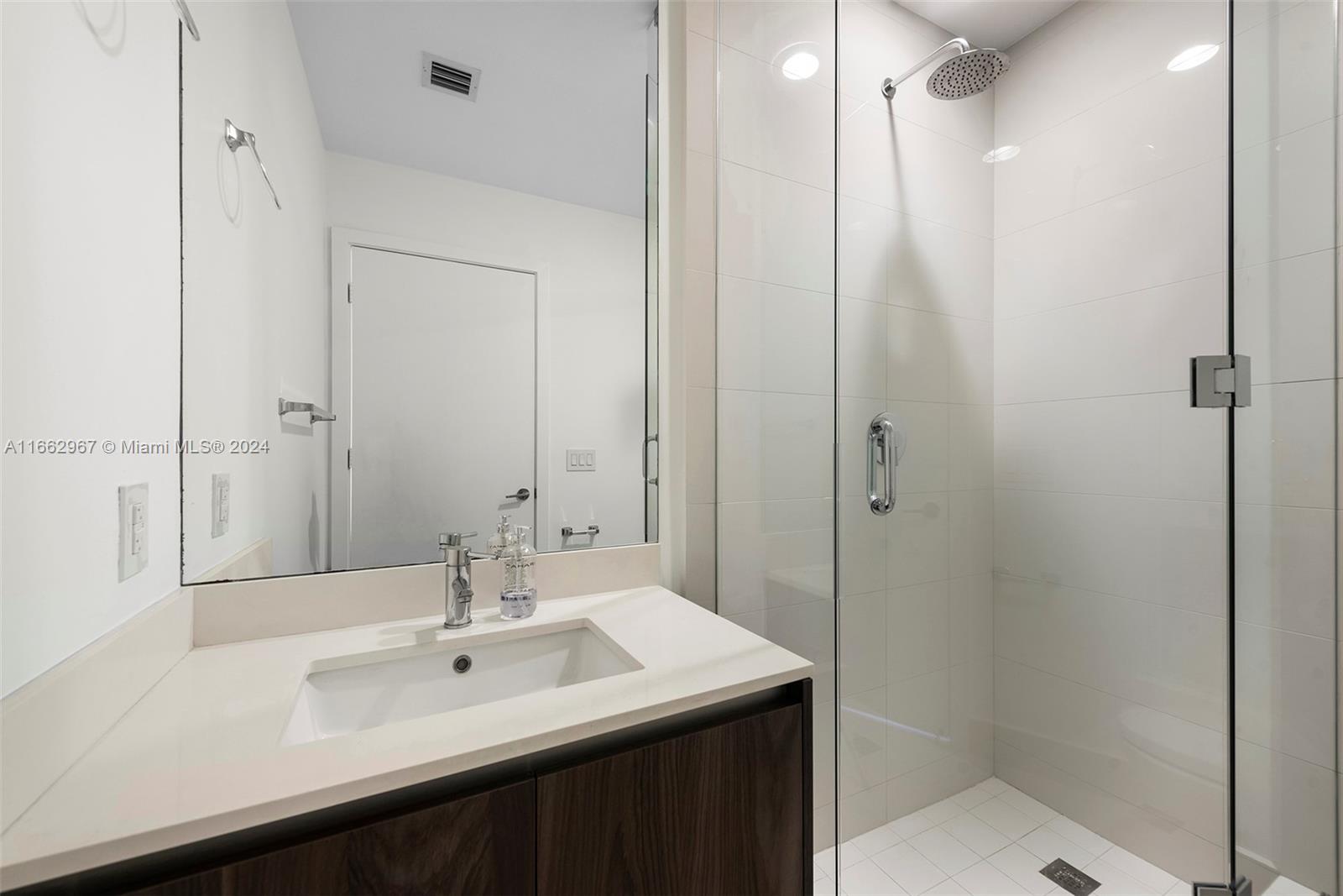 480 NE 31st St #2204, Miami FL 33137
