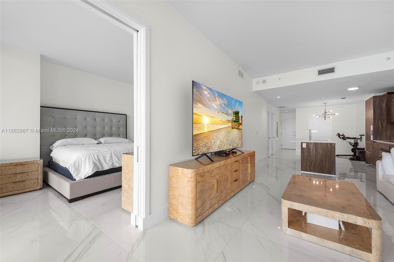 480 NE 31st St #2204, Miami FL 33137