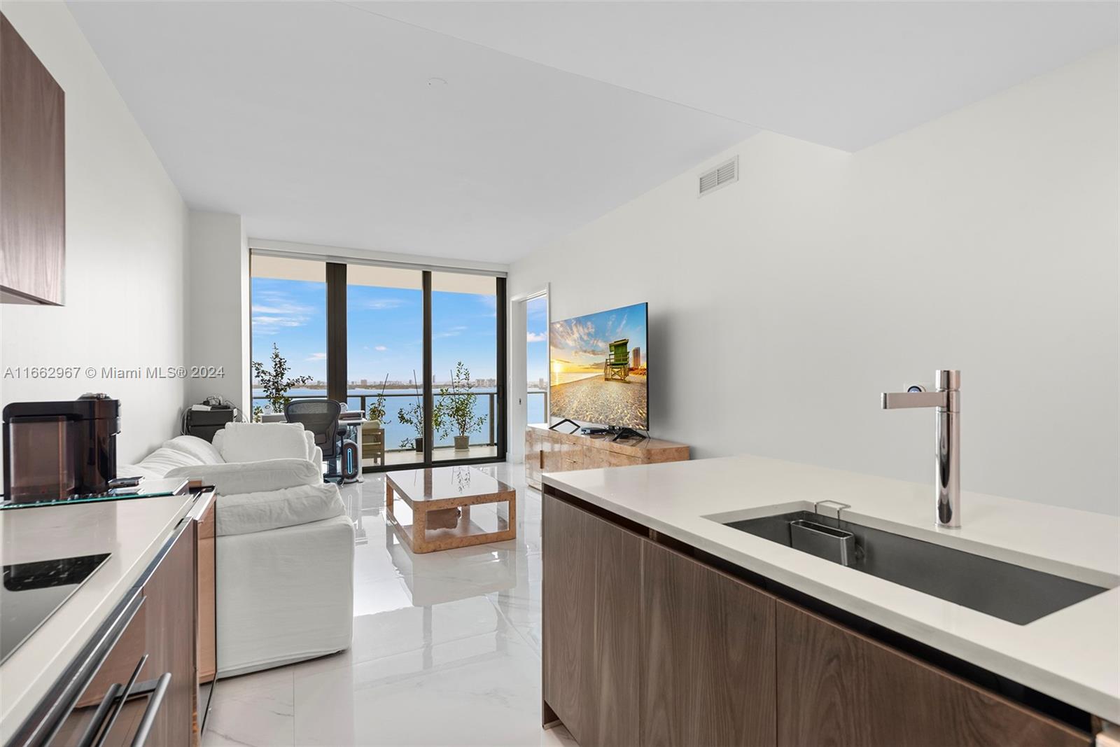 480 NE 31st St #2204, Miami FL 33137