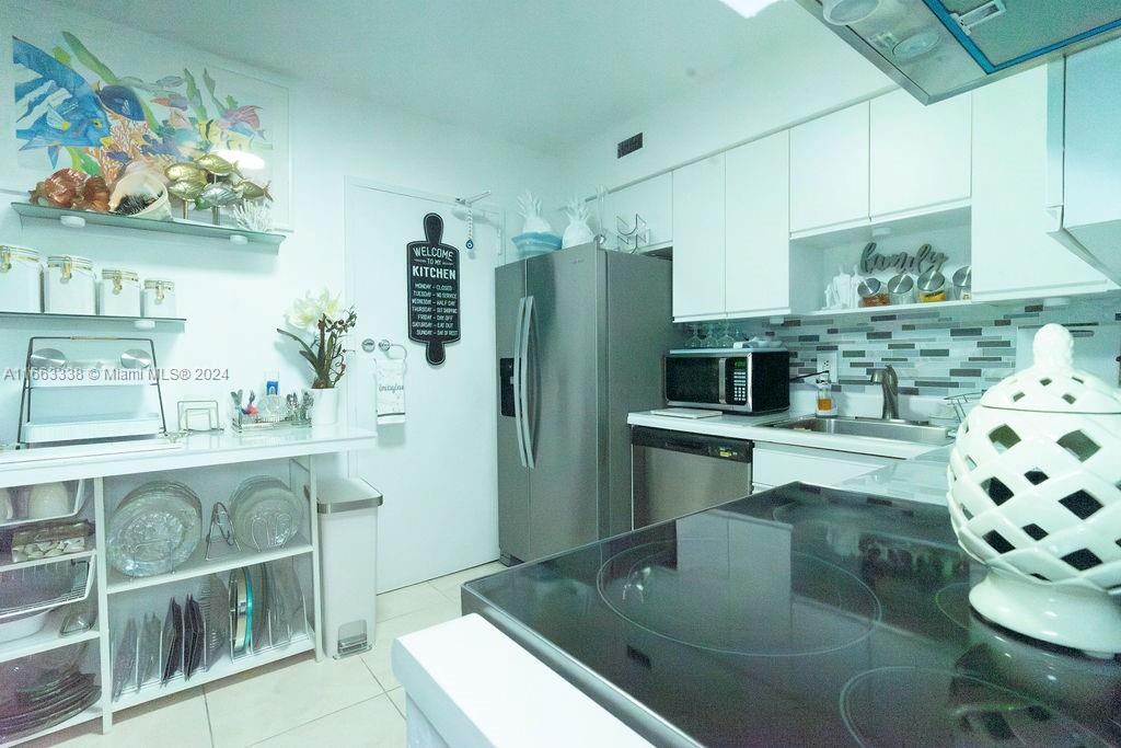 5151 Collins Ave #925, Miami Beach, Florida image 26