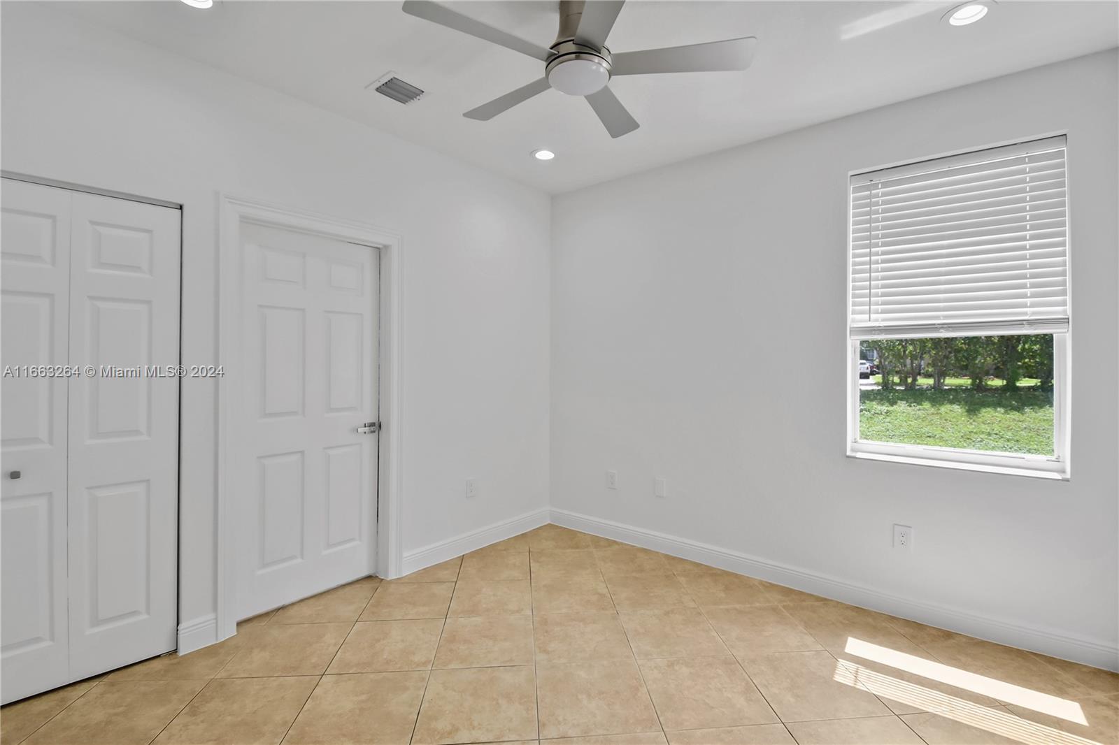 5466 SW 187th Ter, Miramar, Florida image 35