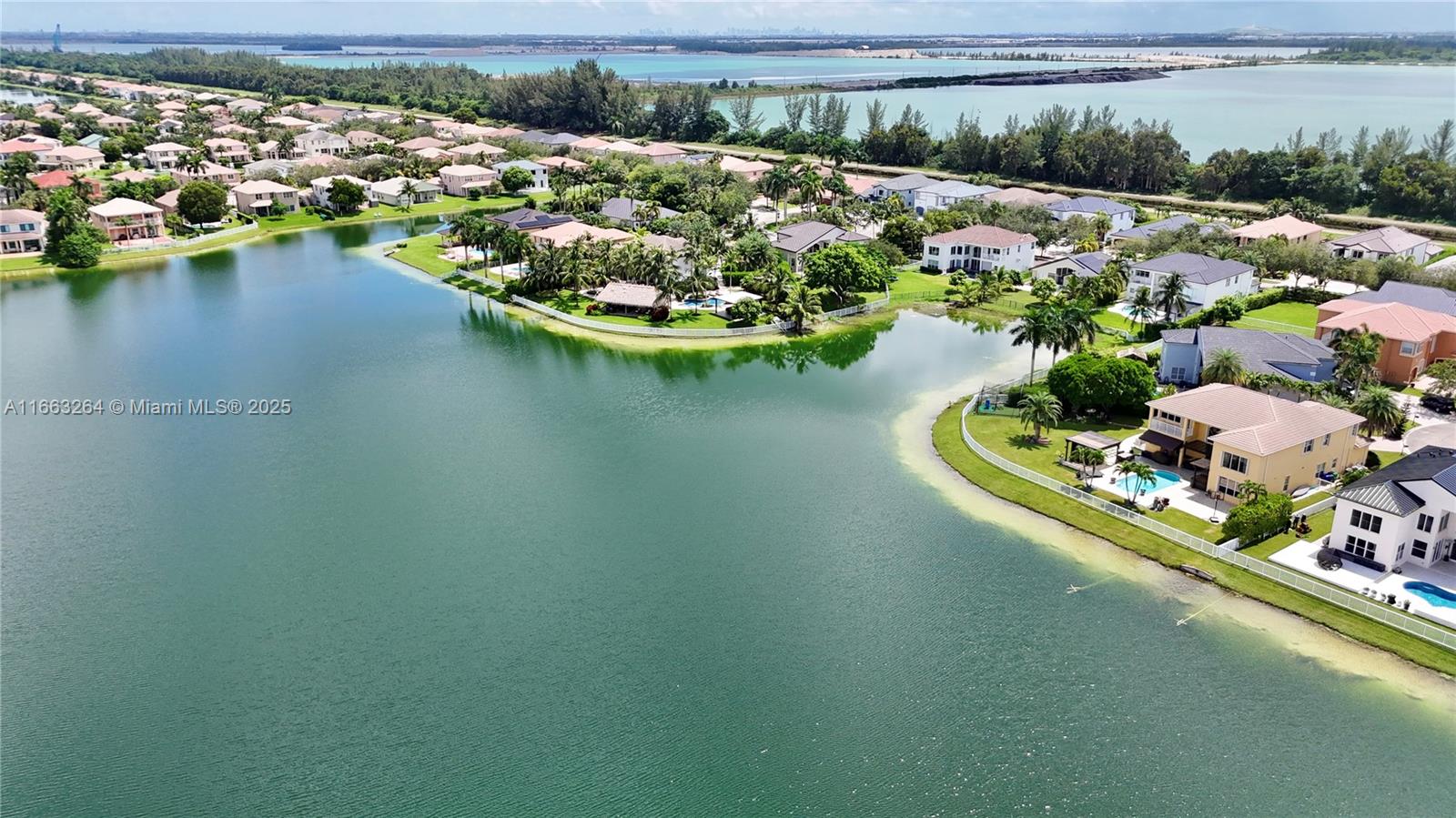 5466 SW 187th Ter, Miramar, Florida image 8