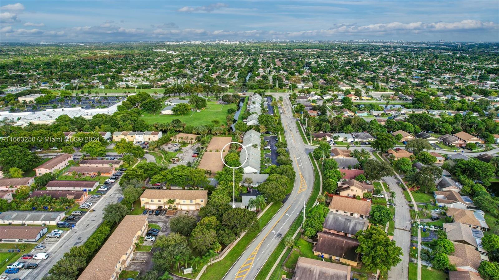 7445 Tam Oshanter Blvd, North Lauderdale, Florida image 40