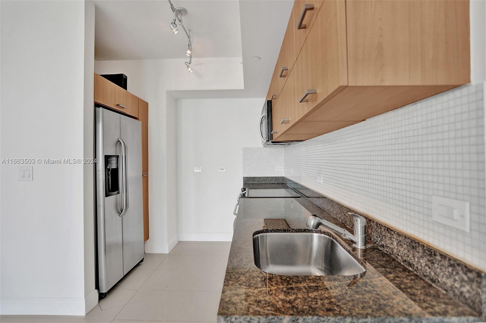 350 S Miami Ave #2015, Miami FL 33130