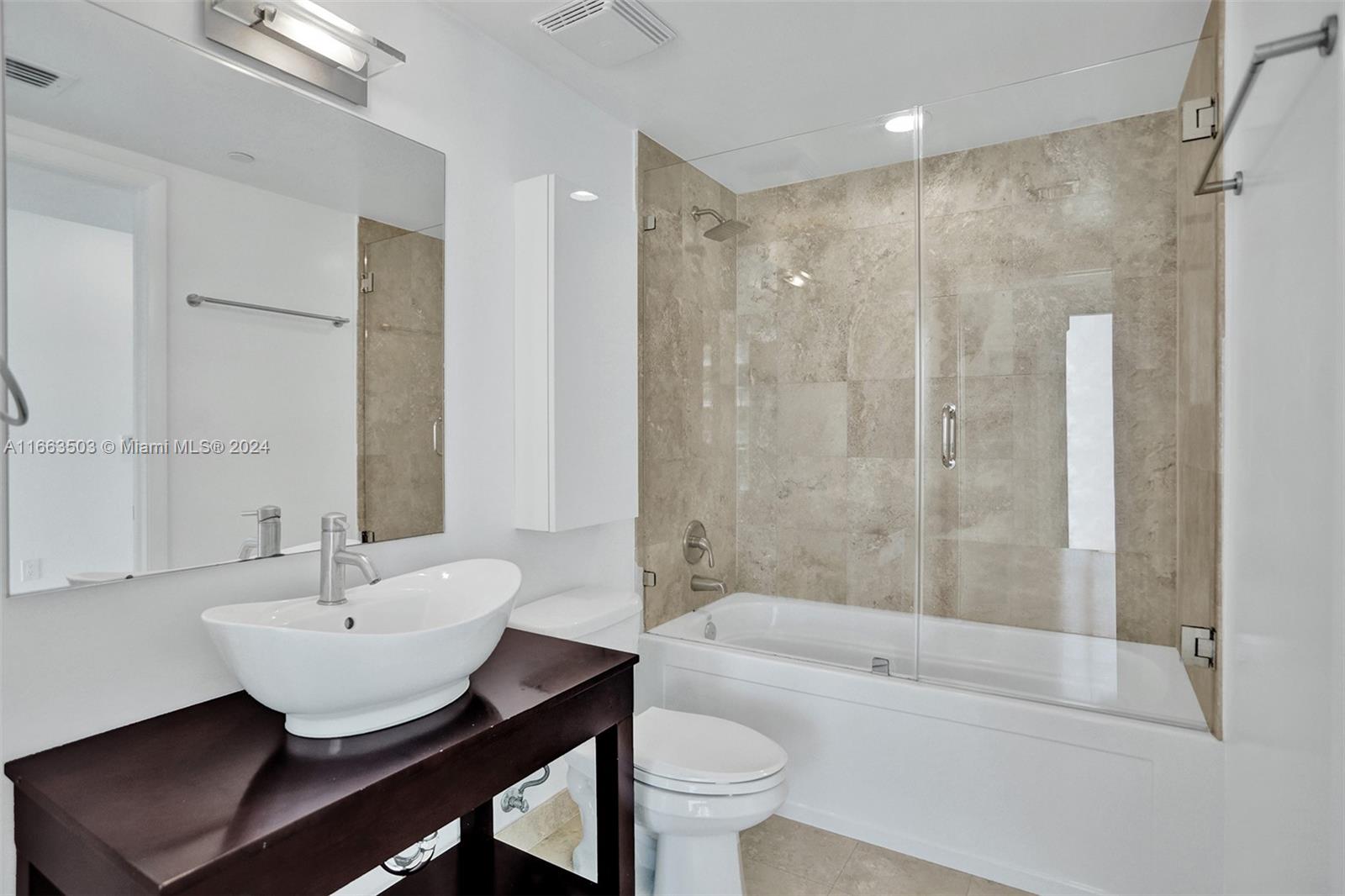 350 S Miami Ave #2015, Miami FL 33130