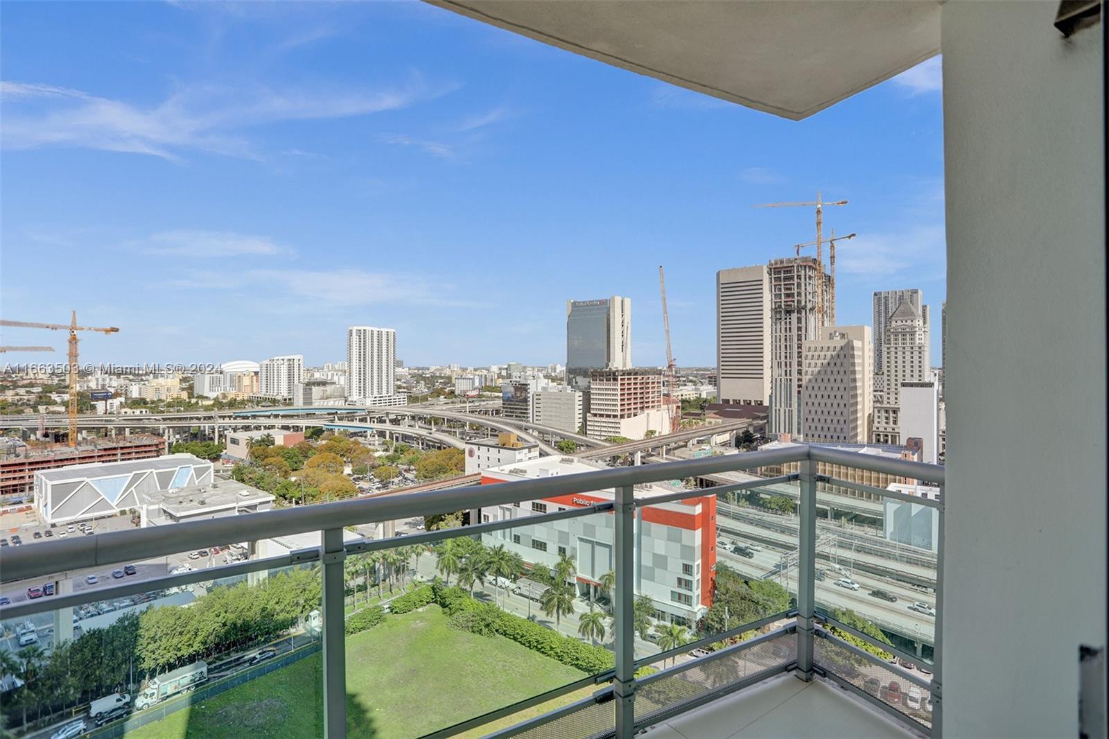 350 S Miami Ave #2015, Miami FL 33130