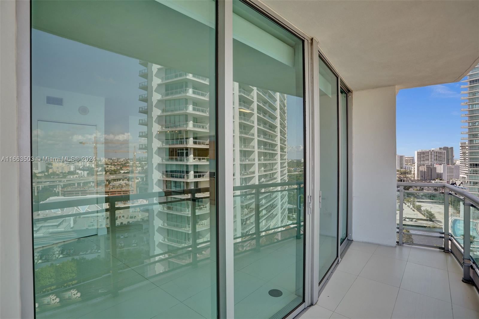 350 S Miami Ave #2015, Miami FL 33130