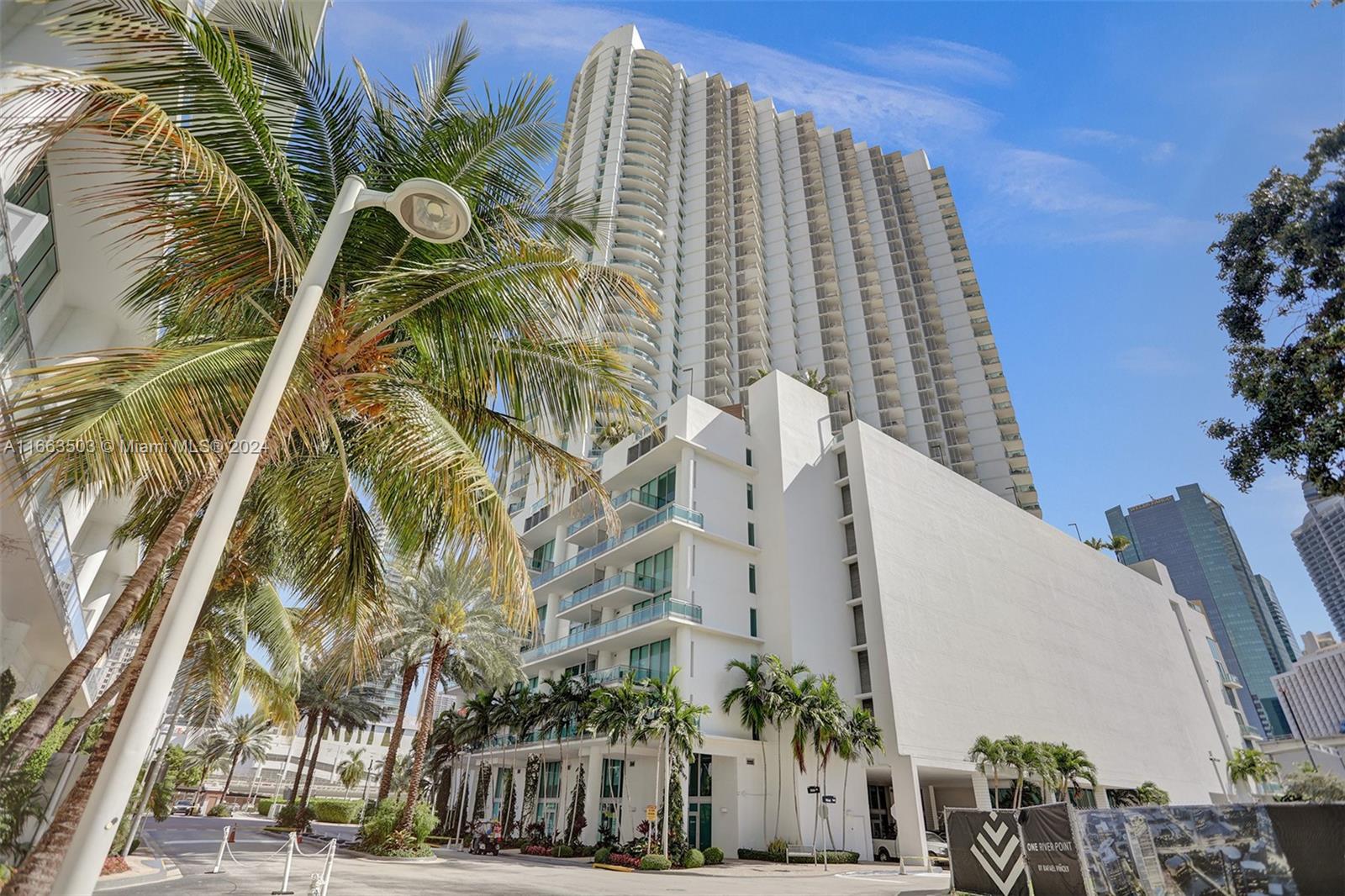350 S Miami Ave #2015, Miami FL 33130