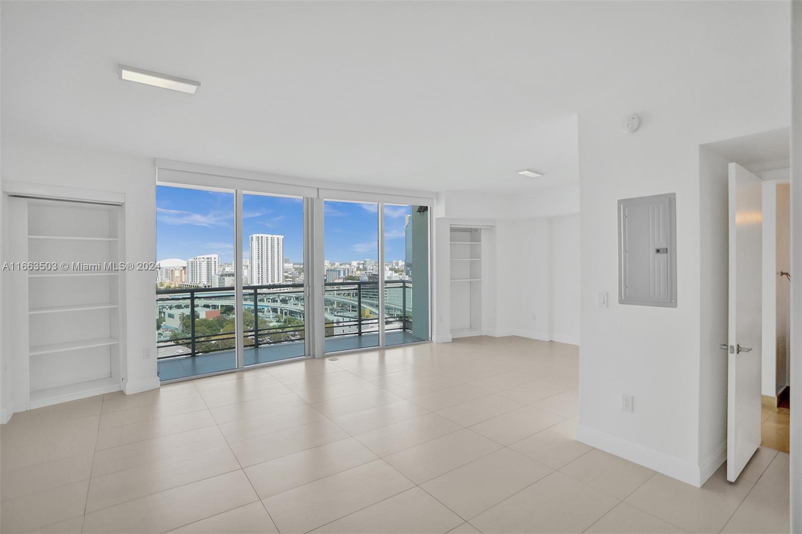 350 S Miami Ave #2015, Miami FL 33130