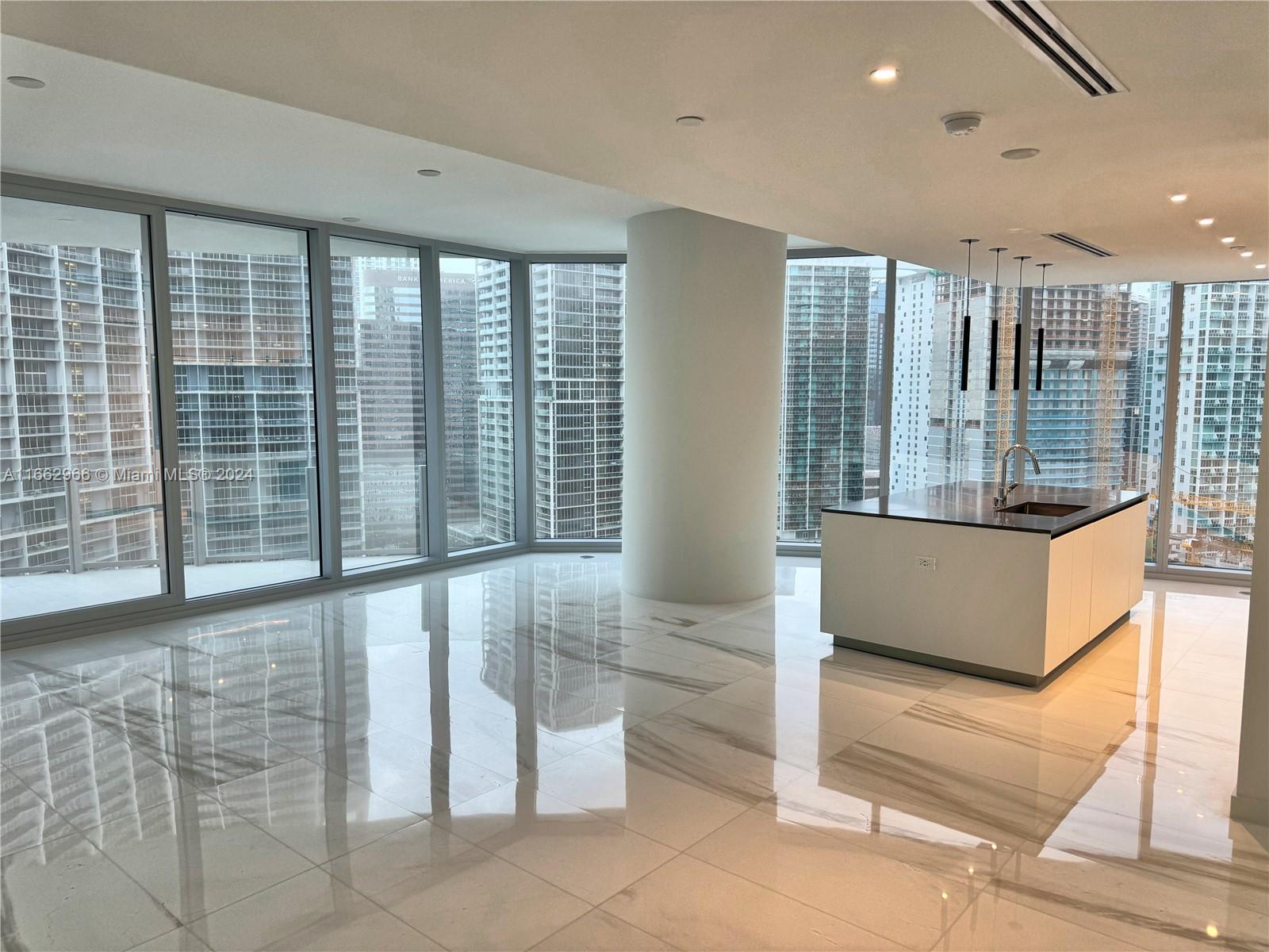 300 Biscayne Blvd Way #2607, Miami, Florida image 2