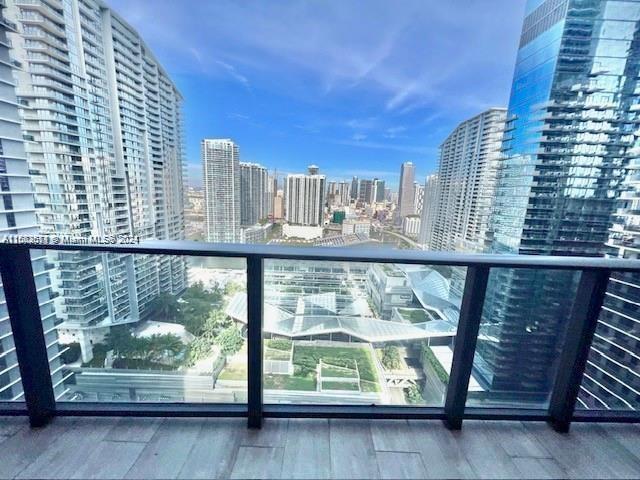 This stunning 1-bedroom, 1.5-bathroom residence at Brickell Heights offers breathtaking city views and a sleek, modern design. The high-rise unit features premium stainless steel appliances, elegant ceramic floors, and a spacious balcony perfect for enjoying the vibrant urban landscape. Residents of Brickell Heights enjoy access to a variety of upscale amenities, including a swimming pool, state-of-the-art fitness center, and more. Conveniently located near premier shopping, dining, and entertainment options at Brickell City Centre, this property is an ideal choice for those seeking a luxury lifestyle in the heart of Miami.