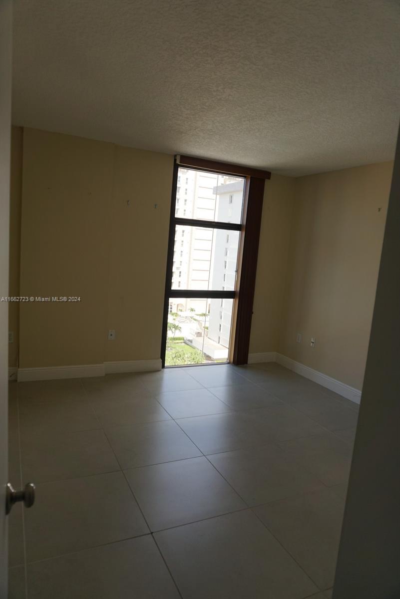 600 Biltmore Way #917, Coral Gables FL 33134