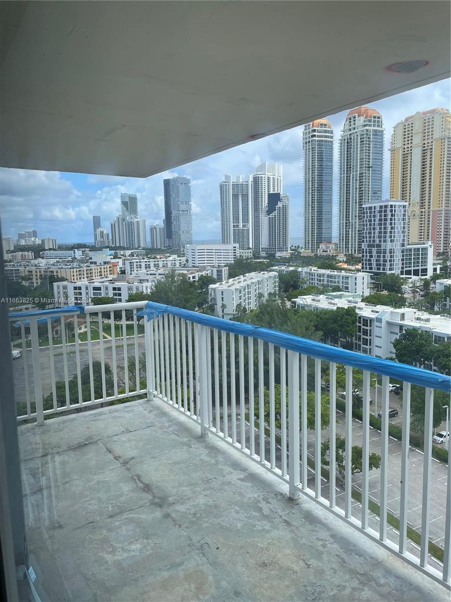 231 174th St #1618, Sunny Isles Beach, Florida image 3