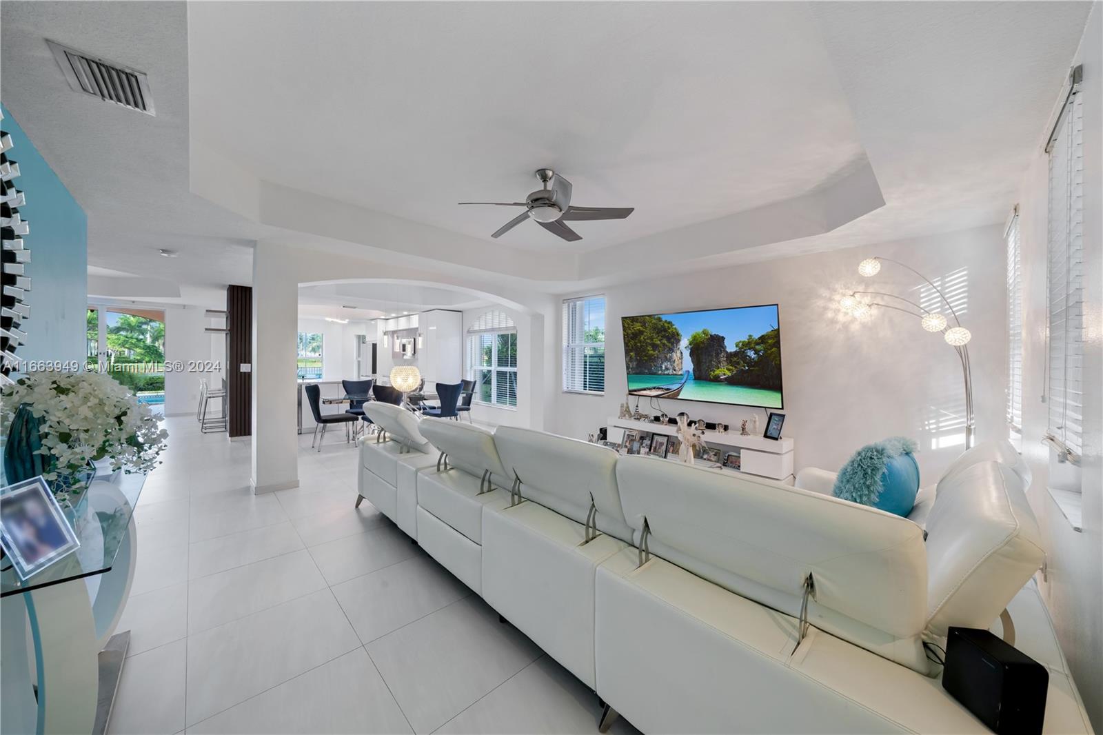 15451 SW 30th St, Miami, Florida image 3