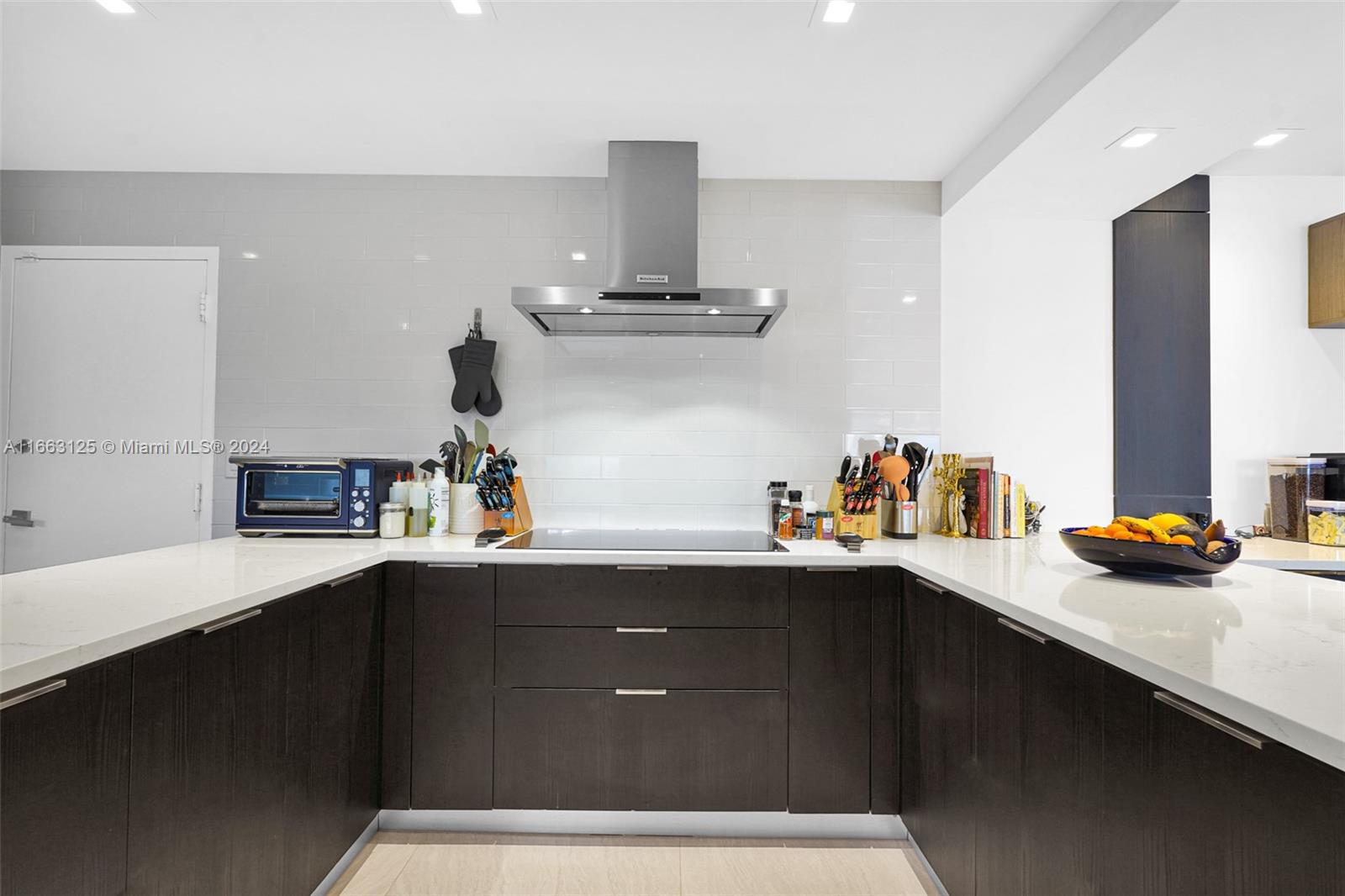 10155 Collins Ave #1106, Bal Harbour FL 33154