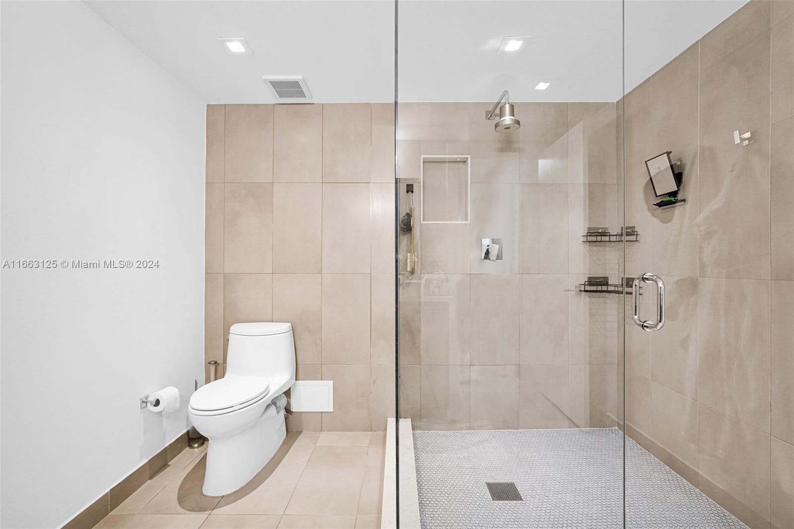 10155 Collins Ave #1106, Bal Harbour FL 33154