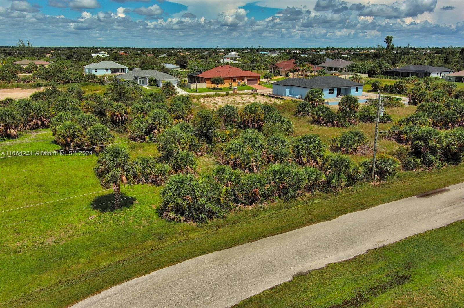 10705 Rainsville St, Port Charlotte, Florida image 8