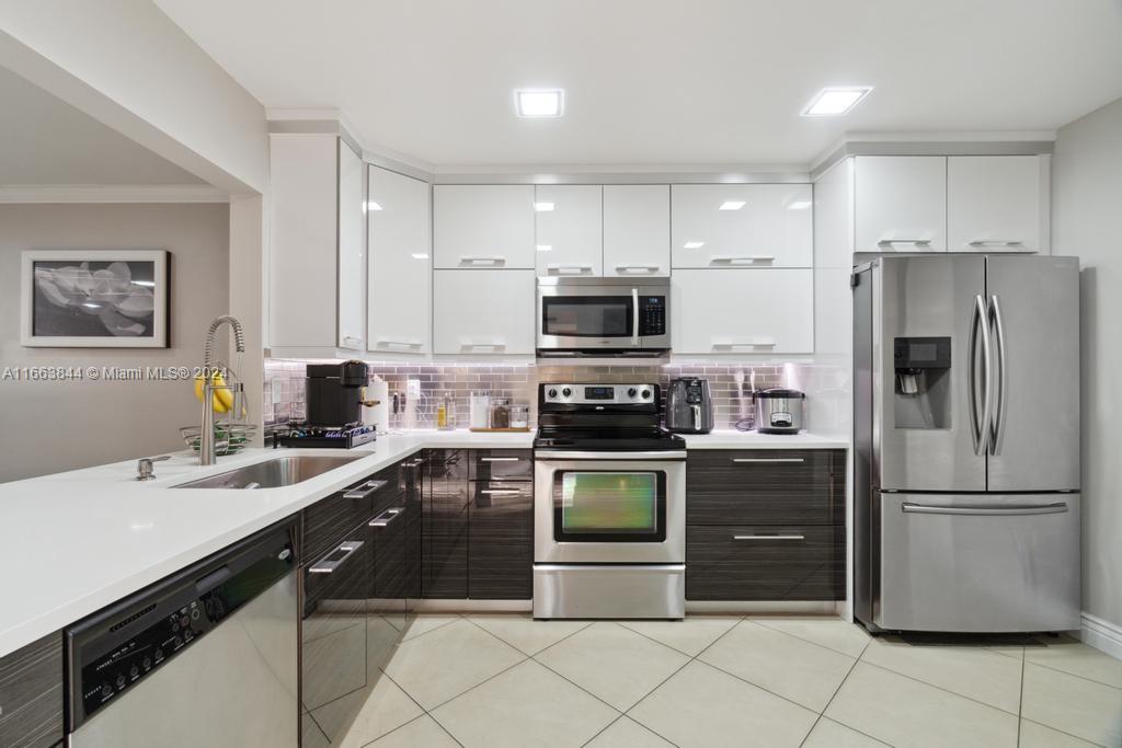 3659 NW 91st Ln #3659, Sunrise, Florida image 8