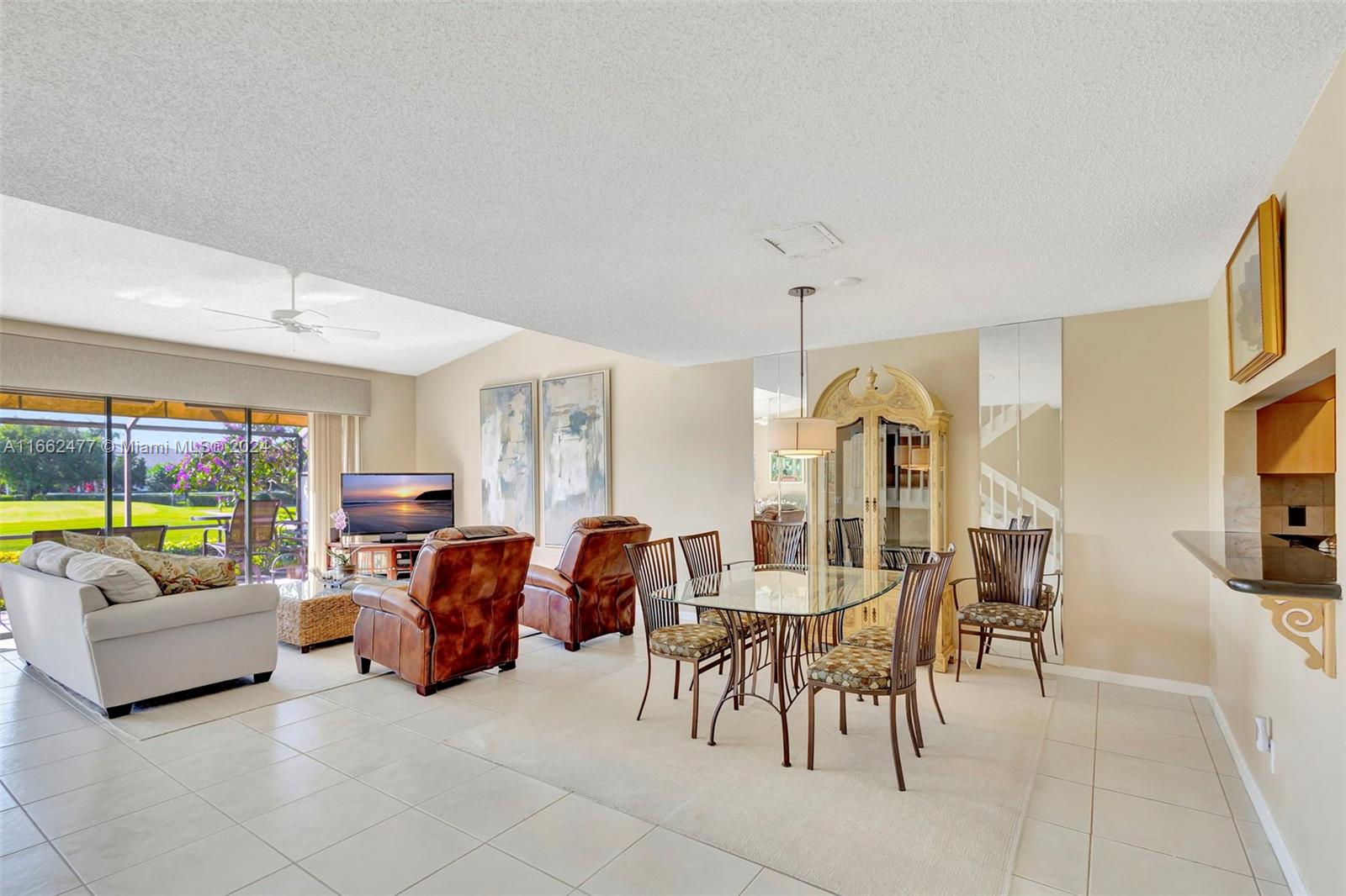 555 Prestwick Cir, Palm Beach Gardens, Florida image 13