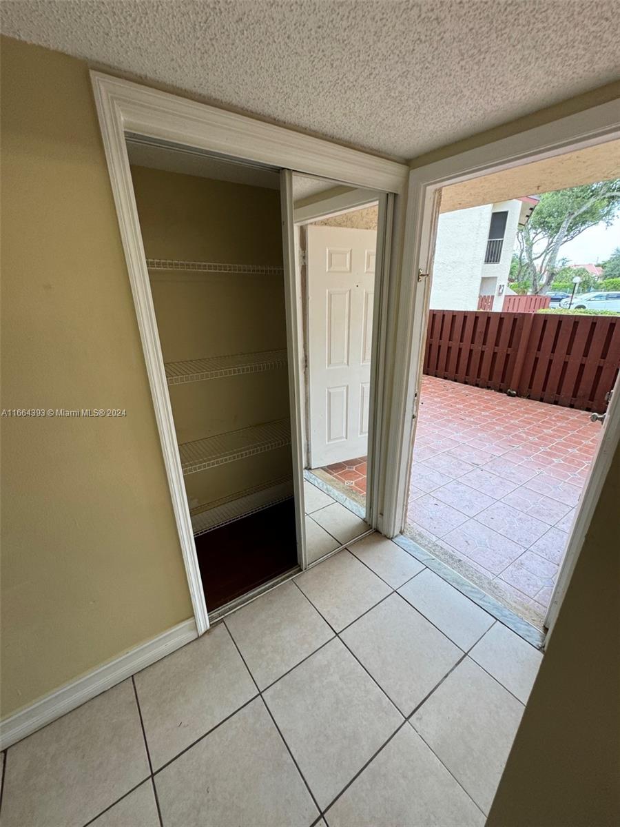 8061 Southgate Boulevard, North Lauderdale, Florida image 33