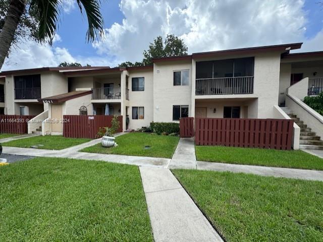 8061 Southgate Boulevard, North Lauderdale, Florida image 38