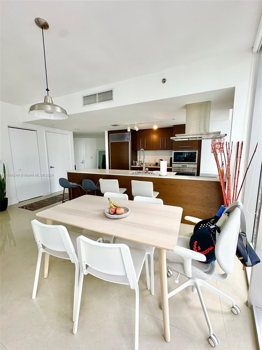 495 Brickell Ave #3210, Miami FL 33131