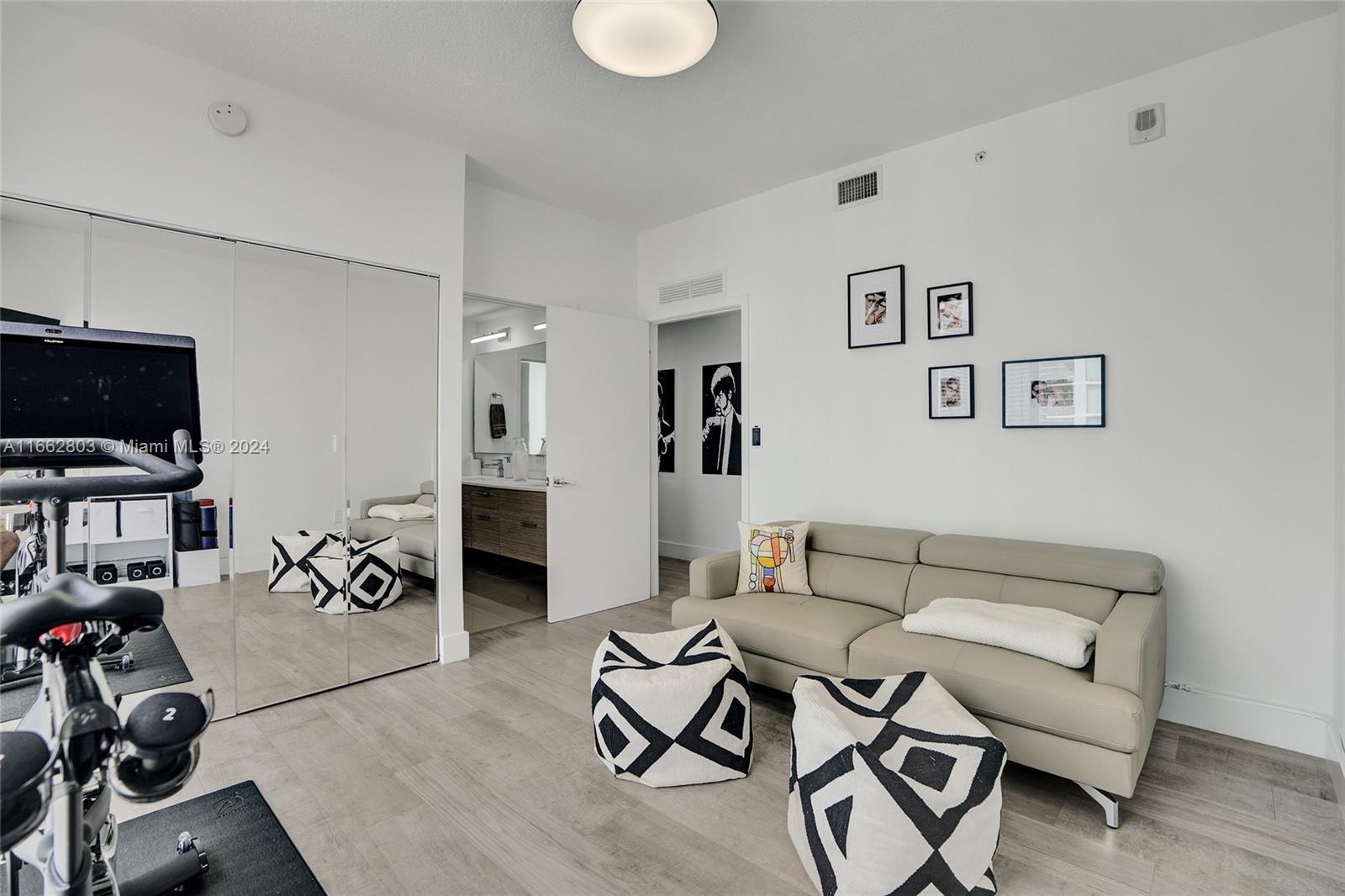600 NE 27th St #2901, Miami FL 33137