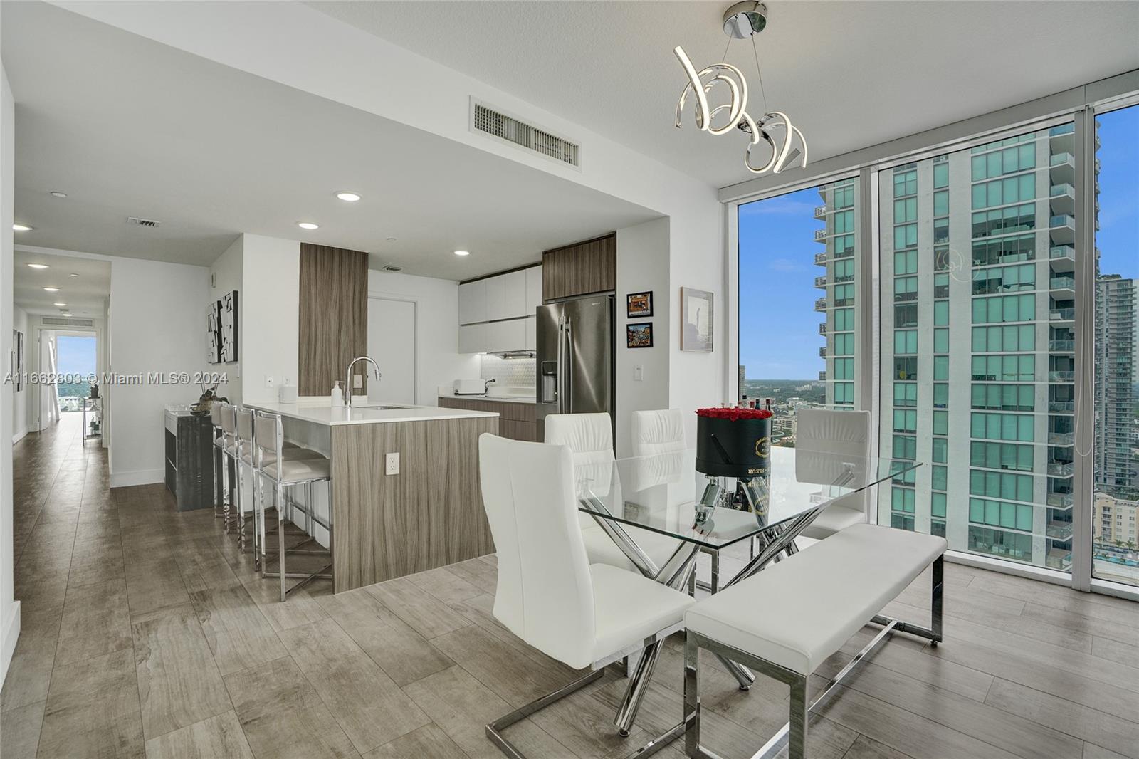 600 NE 27th St #2901, Miami FL 33137