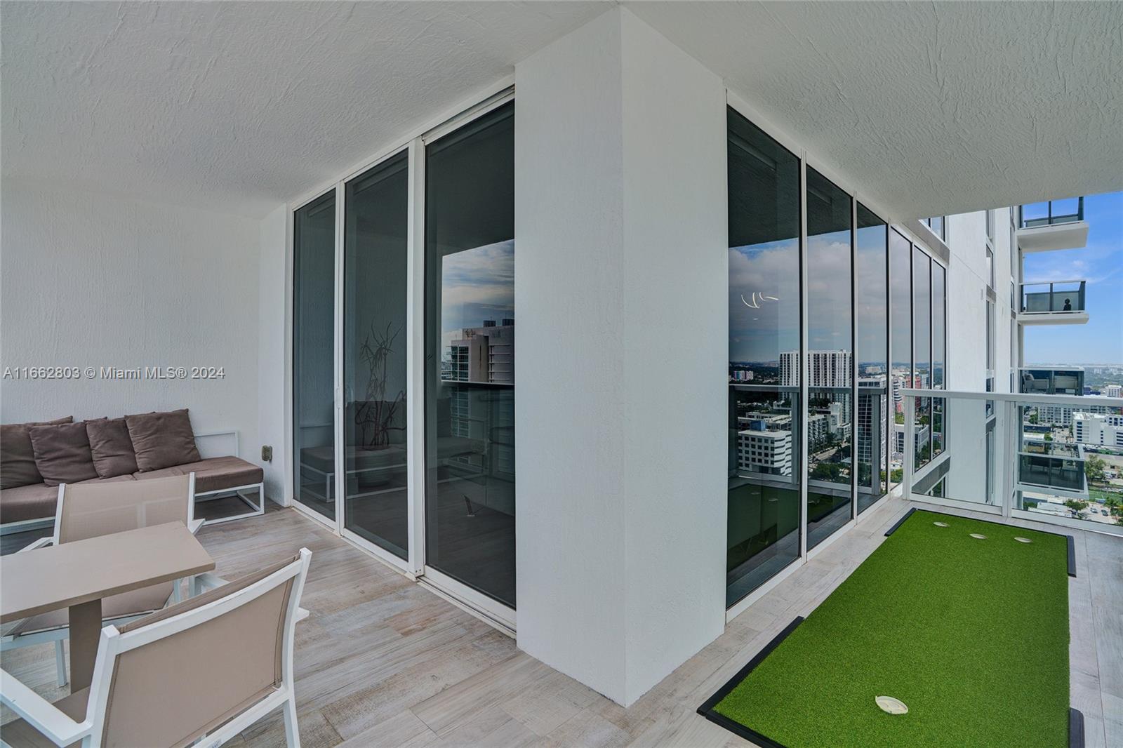 600 NE 27th St #2901, Miami FL 33137