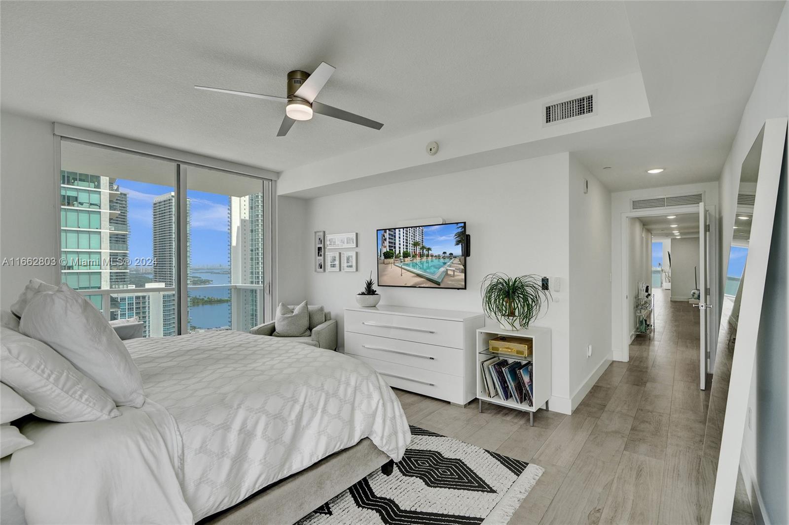 600 NE 27th St #2901, Miami FL 33137