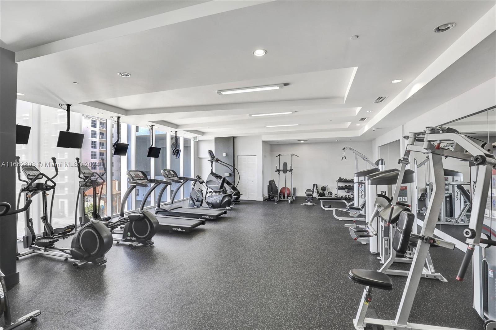 600 NE 27th St #2901, Miami FL 33137