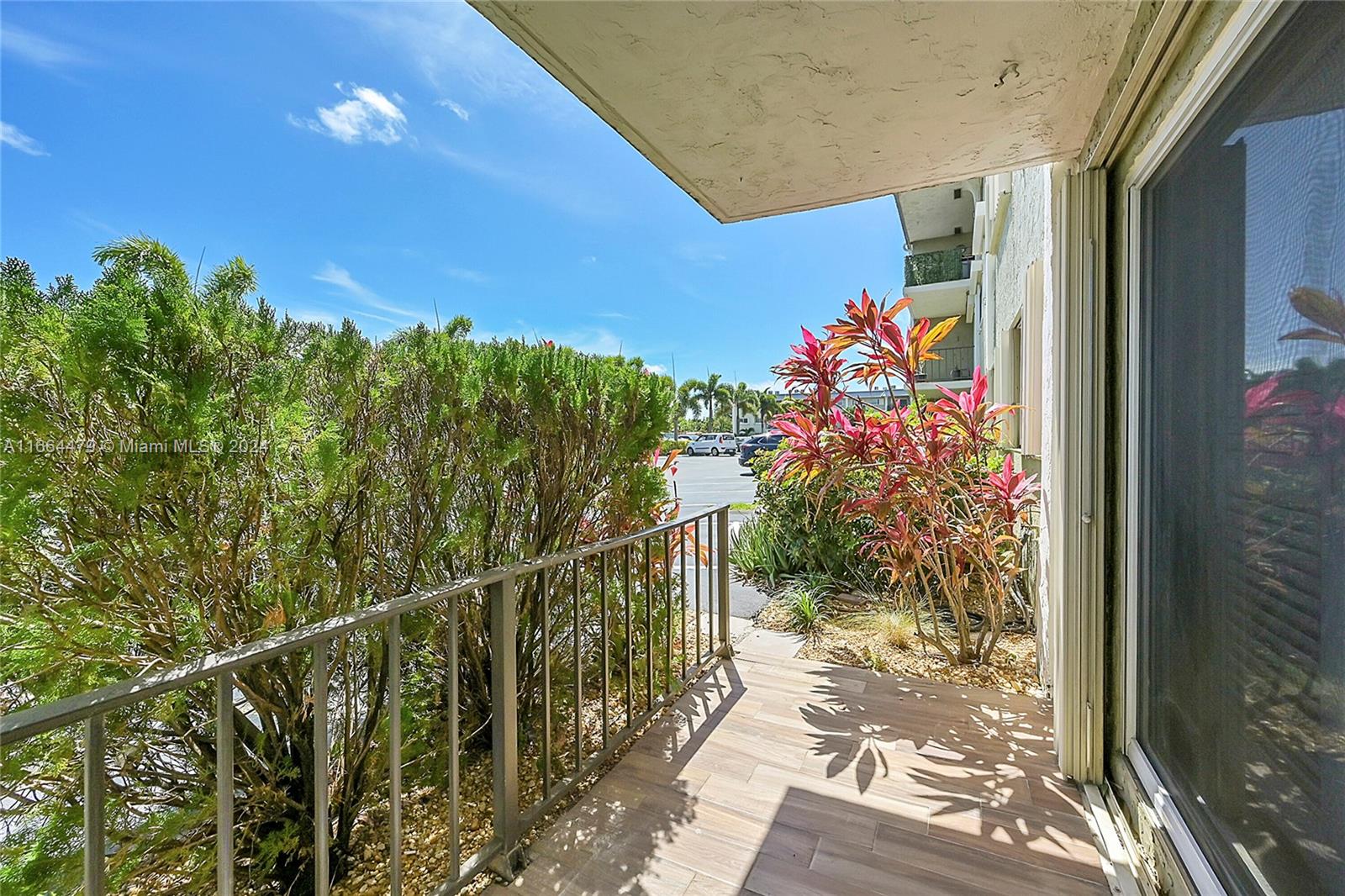 3002 NE 5th Ter #102-B, Wilton Manors, Florida image 35